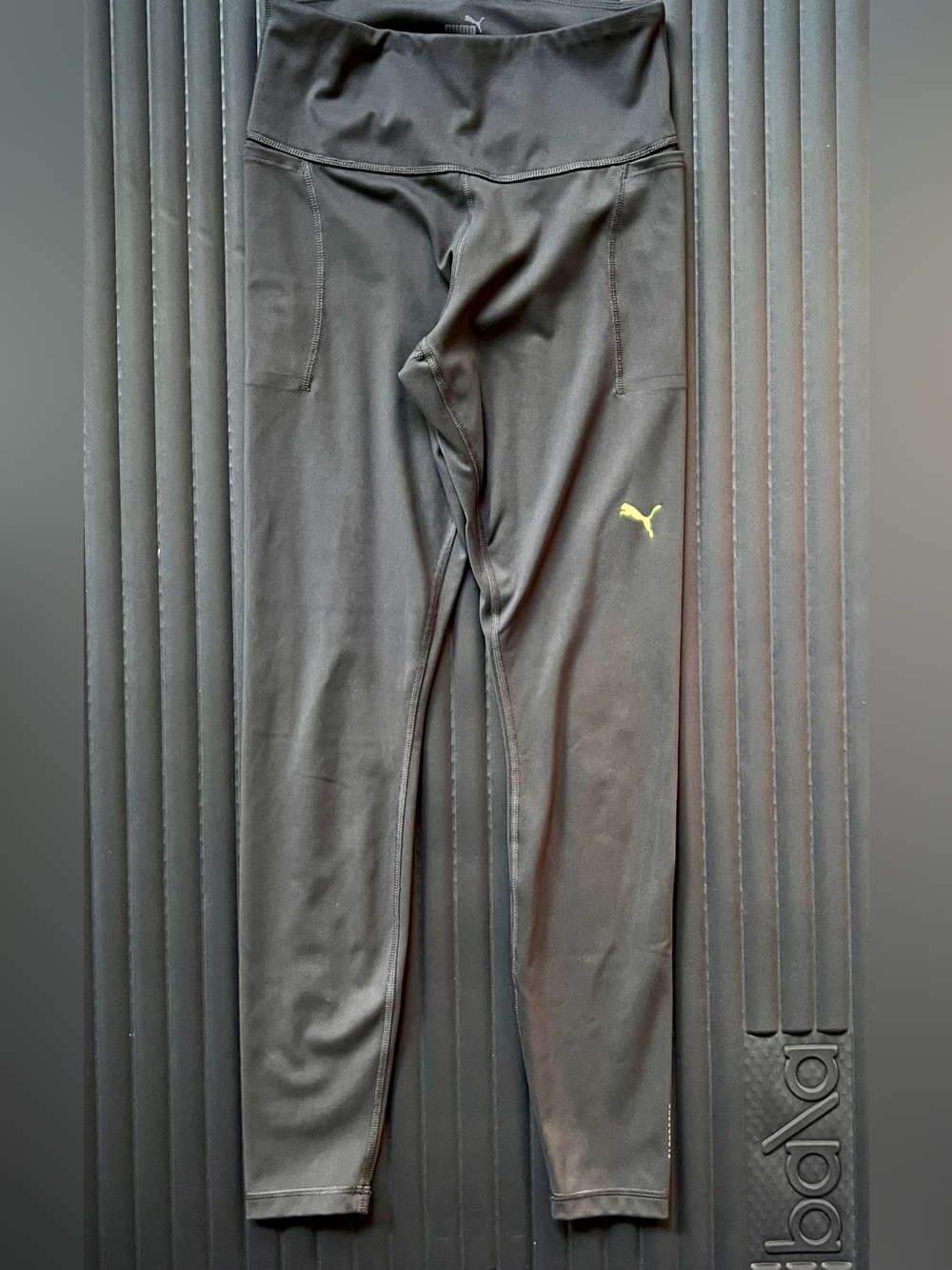 Puma gay & lime logo leggings Sz S